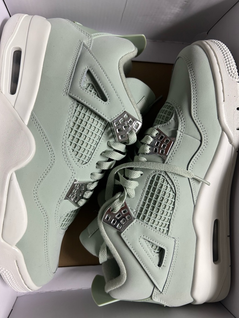 New Jordan 4 size 10.5 women
